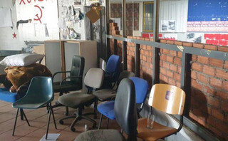 Τοίχος μέσα στο Πολυτεχνείο Τοίχος μέσα στο Πολυτεχνείο